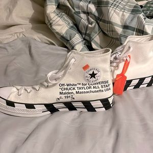 OFF-WHITE HIGHTOP CONVERSE